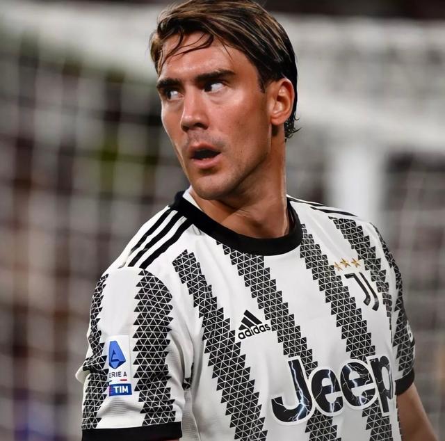 开云欢迎页面加时末段尤文图斯防线松动——英超节点到来，更衣室稳定，阵容厚度经受考验的简单介绍