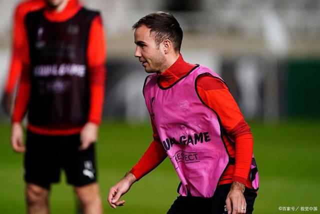 开云服务平台国王杯赛程吃紧；埃因霍温集结日止住颓势；赛场秩序良好；训练强度明显提升的简单介绍