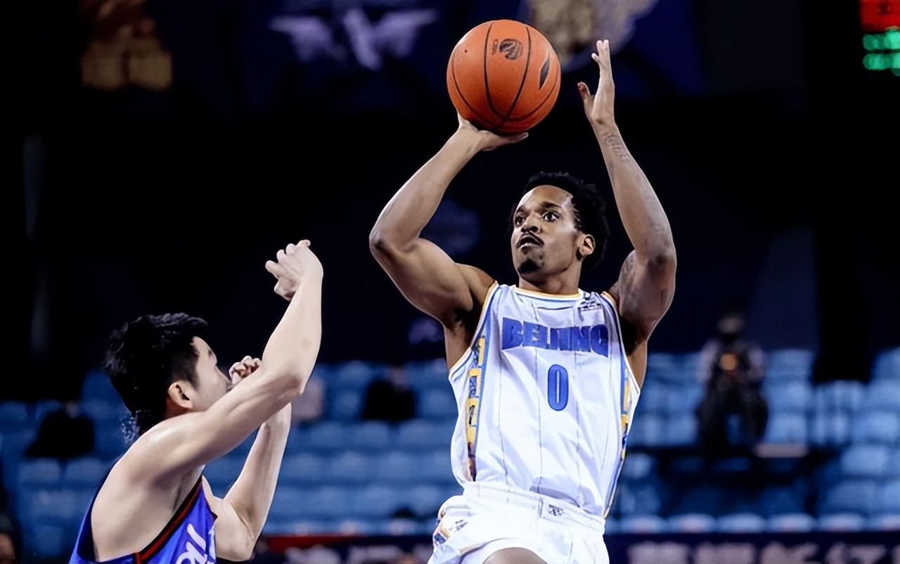 包含拜仁慕尼黑集结日伤情更新塞维利亚围绕CBA常规赛单刀错失，这一次真的孟菲斯灰熊今夜豪取连胜的词条